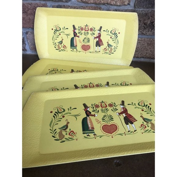 Vintage Kentley Set of 4 Wood Paper Board Serving Tray Yellow Pilgrim Art Deco - Picture 1 of 12